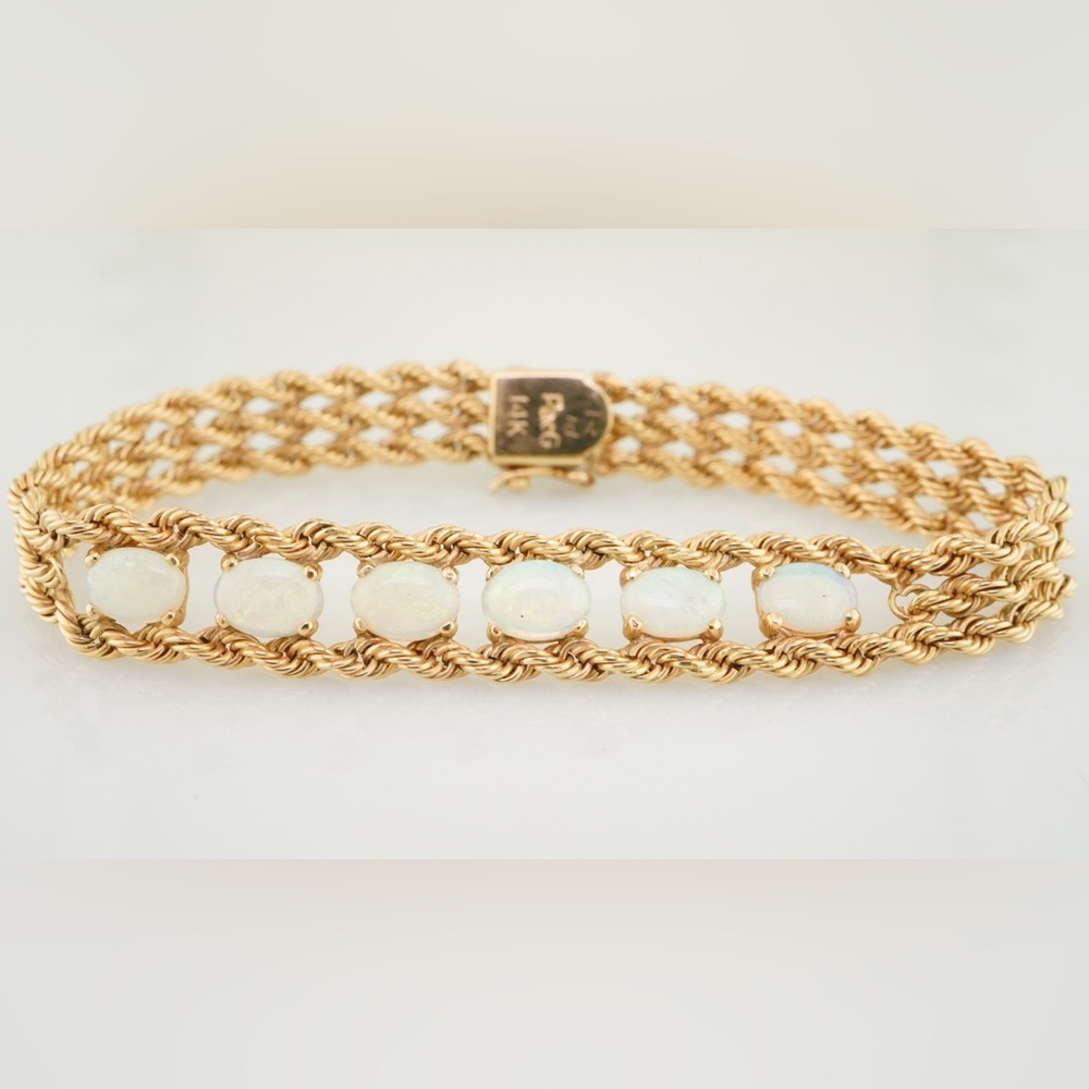 Solid 14k yellow gold Vintage PacG Australian opal bracelet